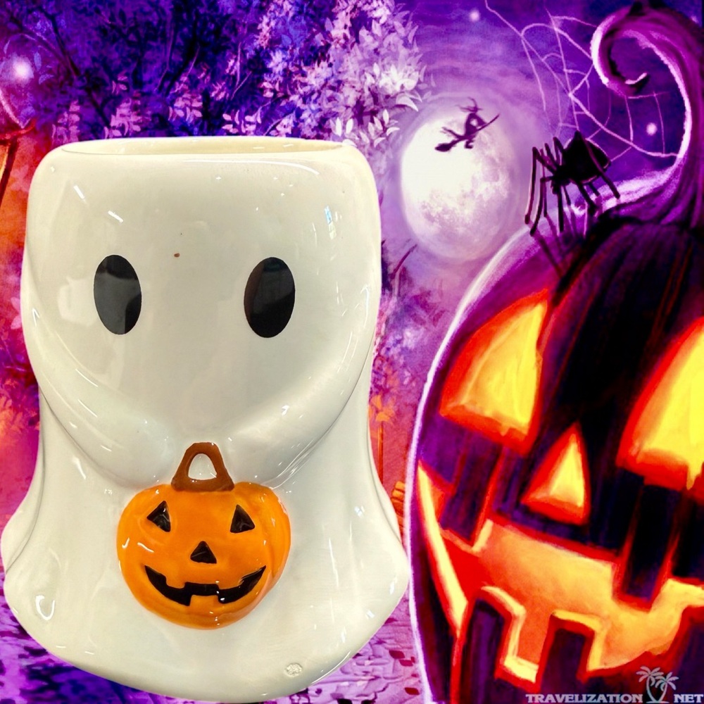 NWT DW Home HALLOWEEN Pumpkin Pie Ice Cream 5.3 Oz Ghost With Pumpkin Candle